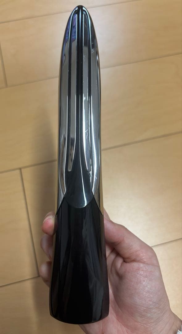 パイラナイト　美顔器 ブラック 新品ジェル付き