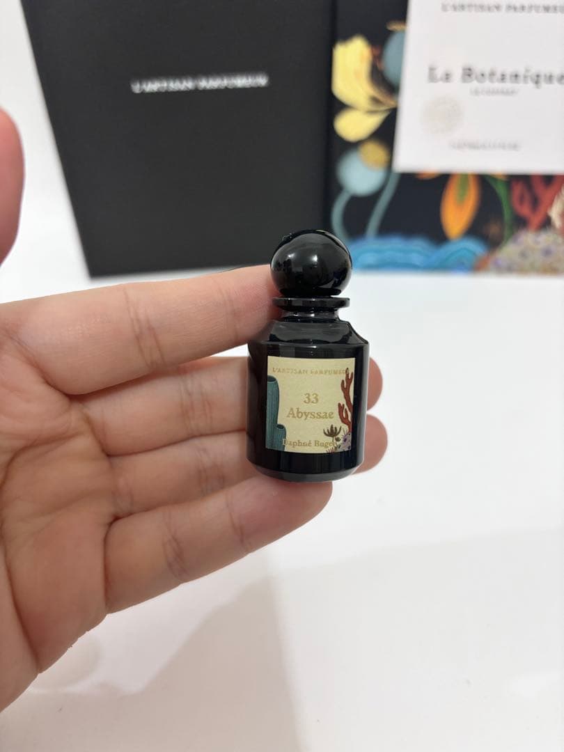 L'Artisan ラルチザン アビサエ abyssae 33 サンプル 5ml