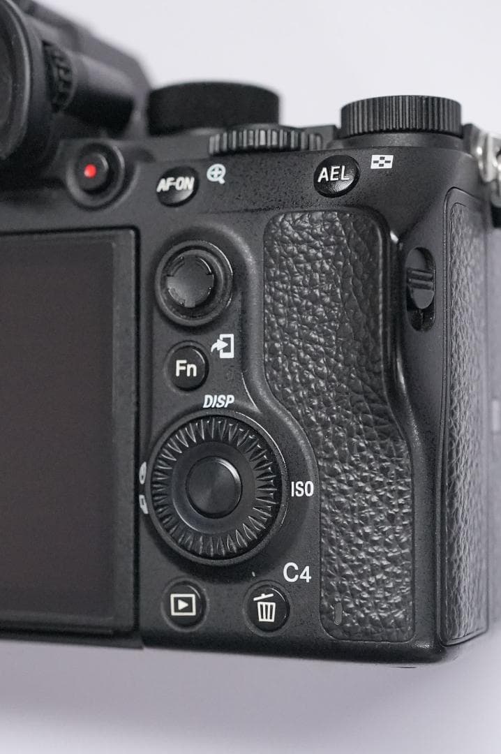 SONY α7Riii ILCE-7RM3 ミラーレス一眼カメラ 本体