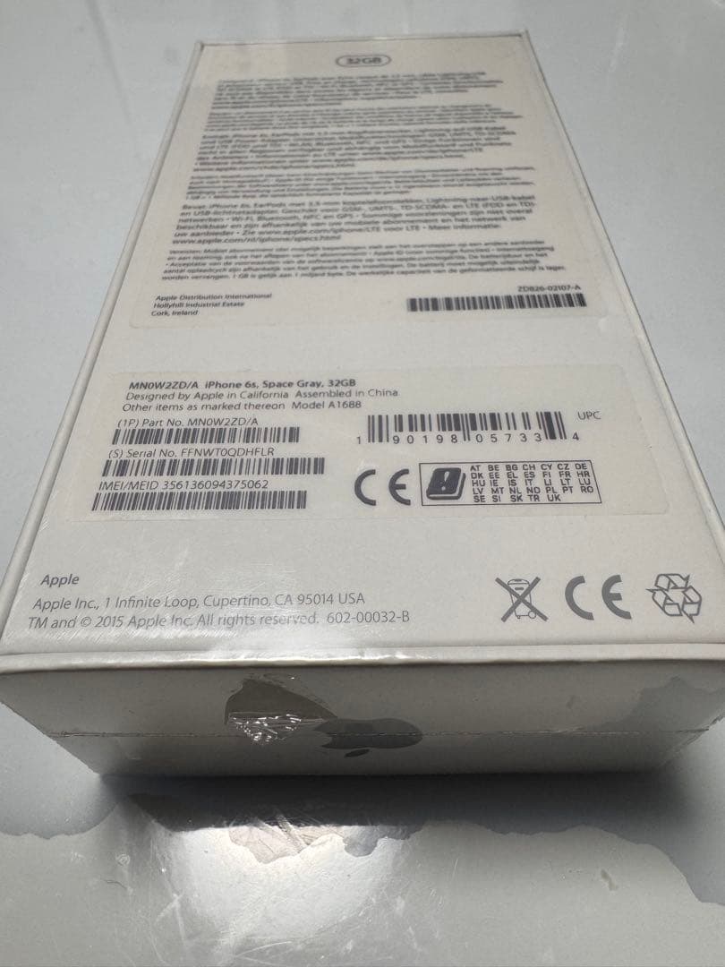 新品未開封　iPhone 6s