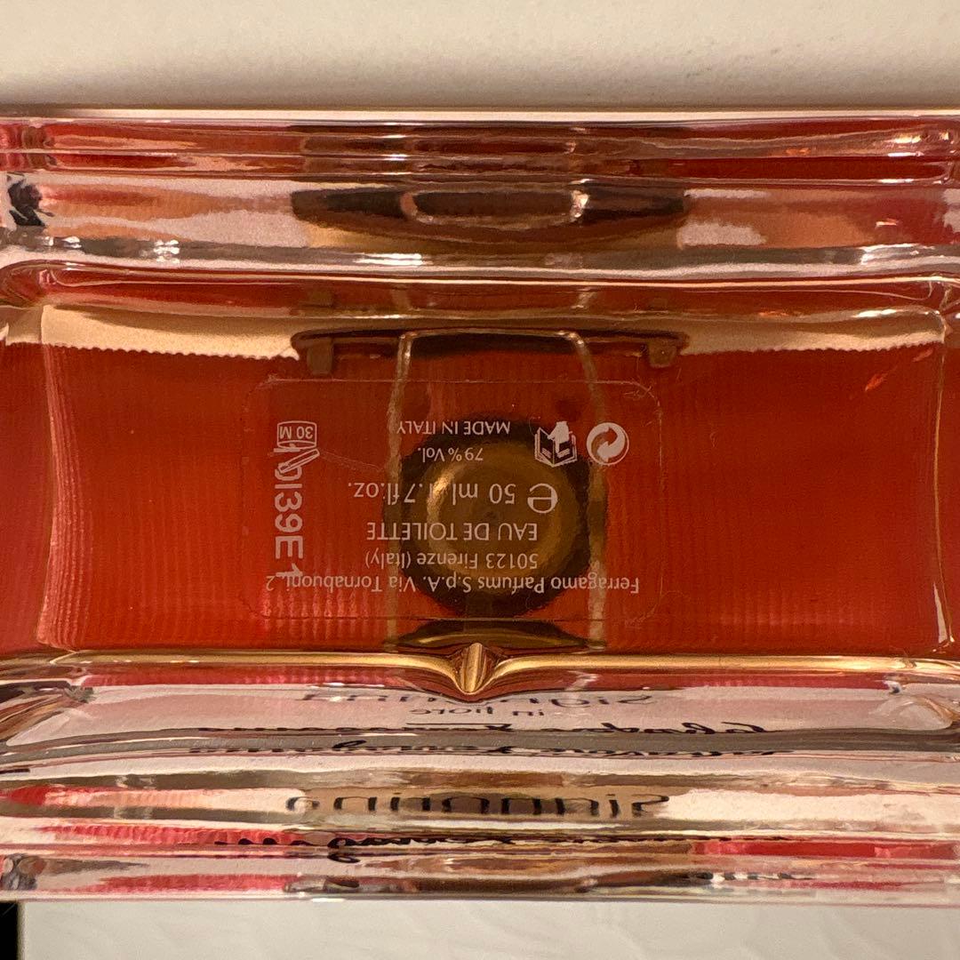 香水(女性用) Salvatore Ferragamo Signorina in fiore