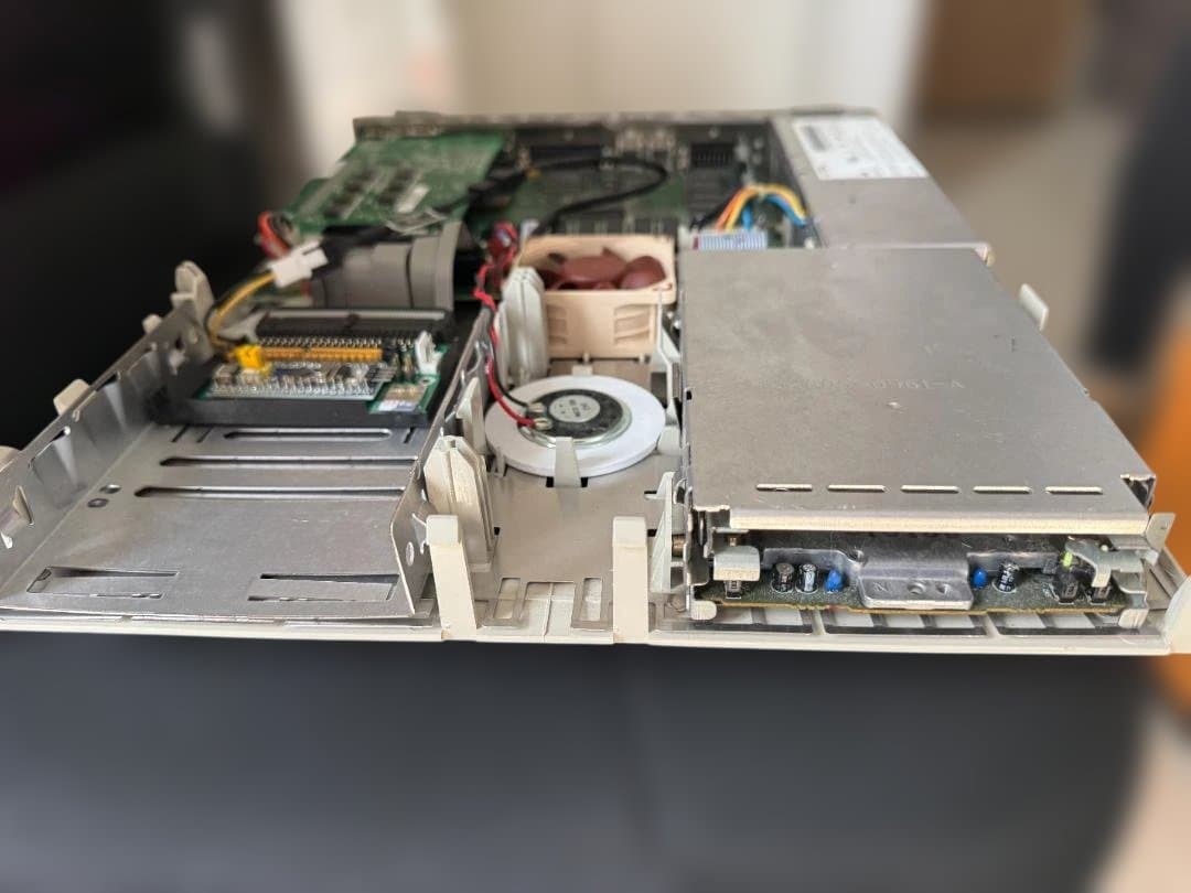 アップグレード済み Macintosh LC III SD & Ethernet