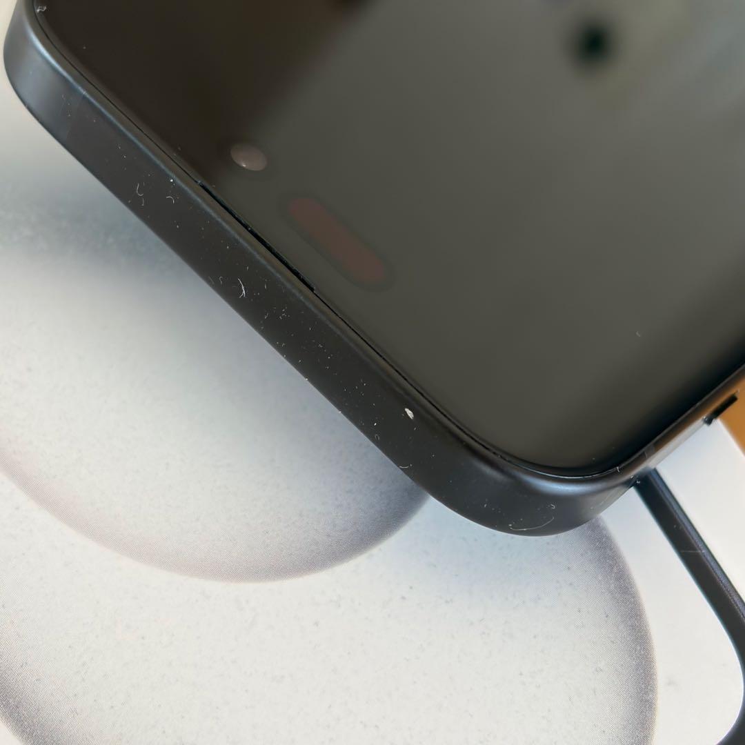 Apple iPhone 15 128GB ブラック 本体 元箱付き