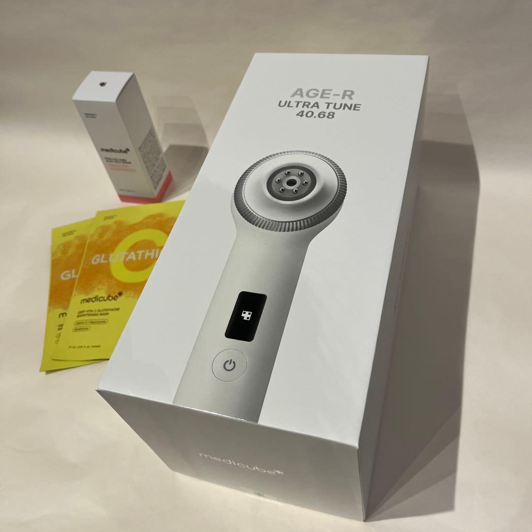 未使用品！MEDICUBE美顔器 AGE-R ウルトラチューン 40.68