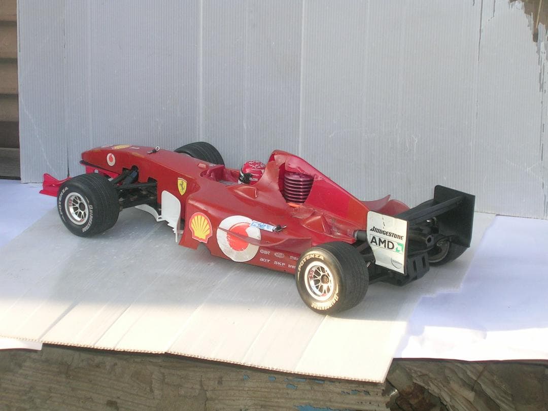 すぐ遊べる調整済み。ヤフオクラジコンは全部壊れていますデアゴフェラーリF2004