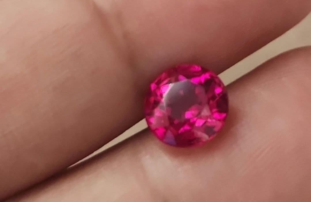 ルビールース 2.200ct