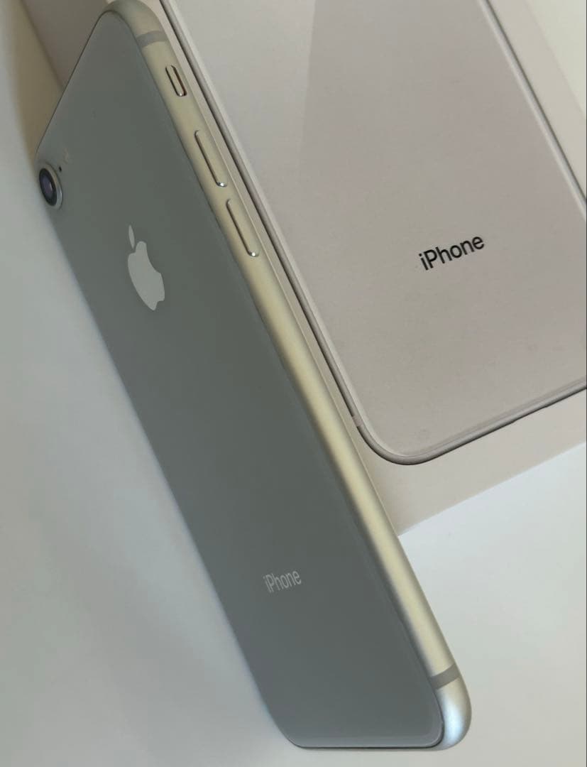 iphone8本体