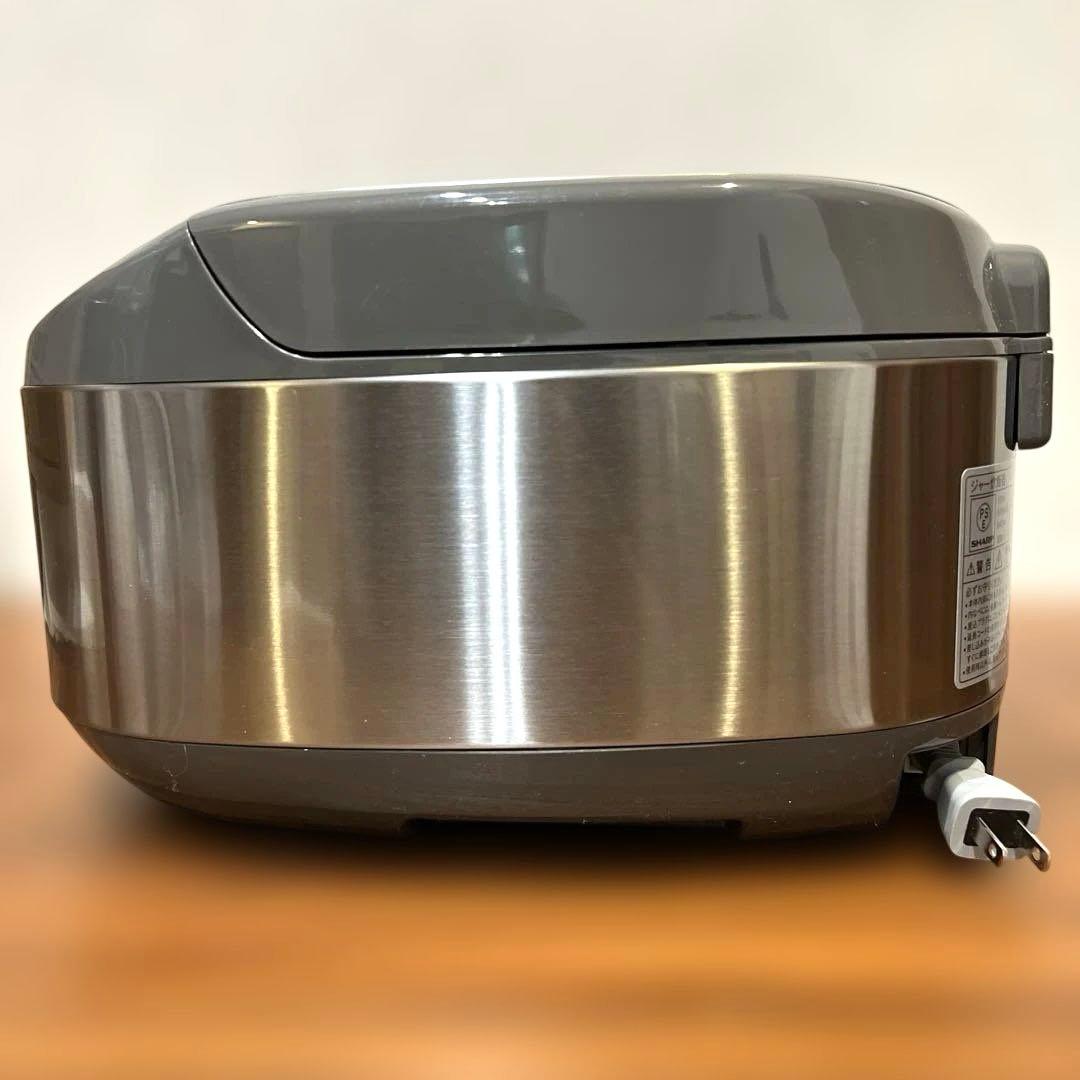 美品　SHARP シャープ　炊飯器 5.5合炊き　KS-S10J 2025年