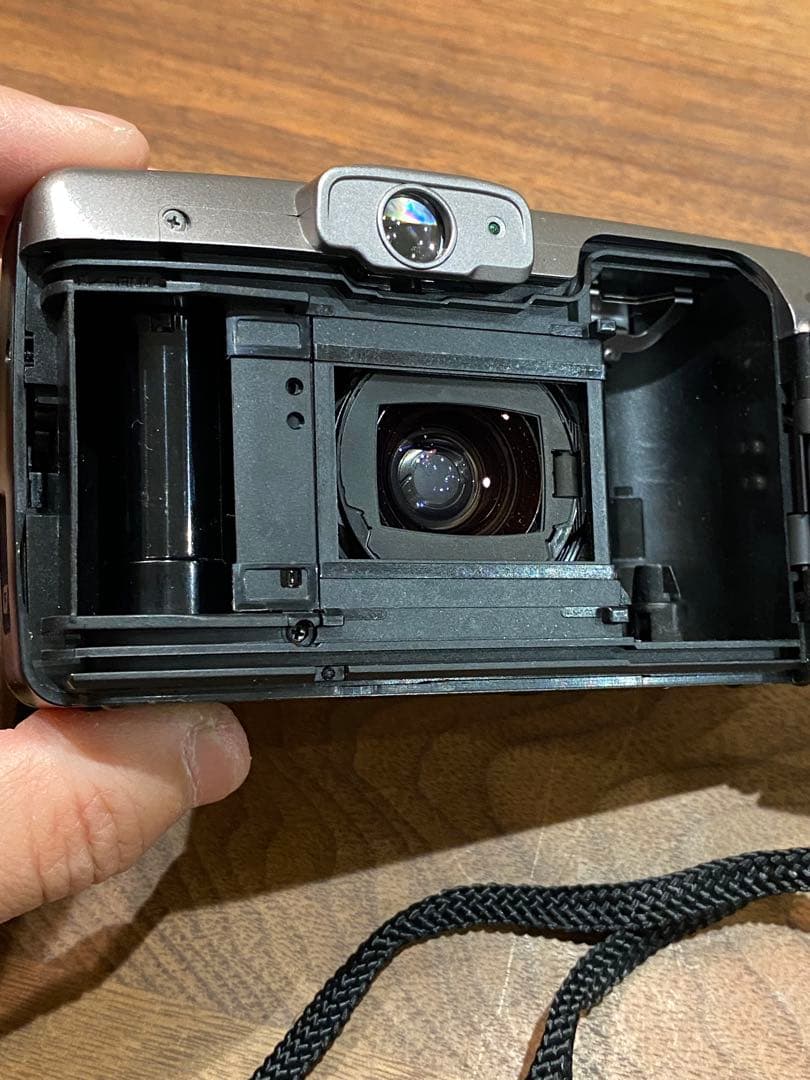 Canon AutoBoy Luna28-70 と、Luna105 フィルム