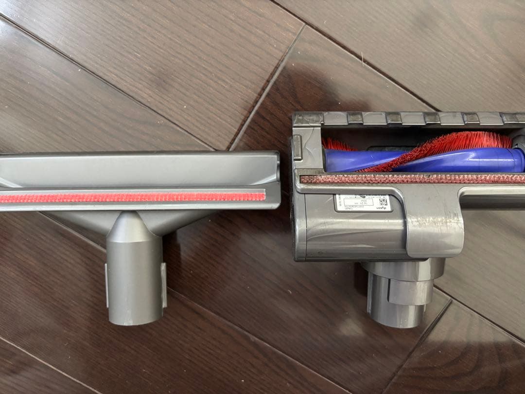Dyson ダイソン v8 fluffy+ スティッククリーナー