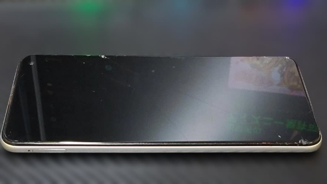 スマートフォン本体 Vivo iQOO Z1 5G / RAM 6GB / ROM 128GB