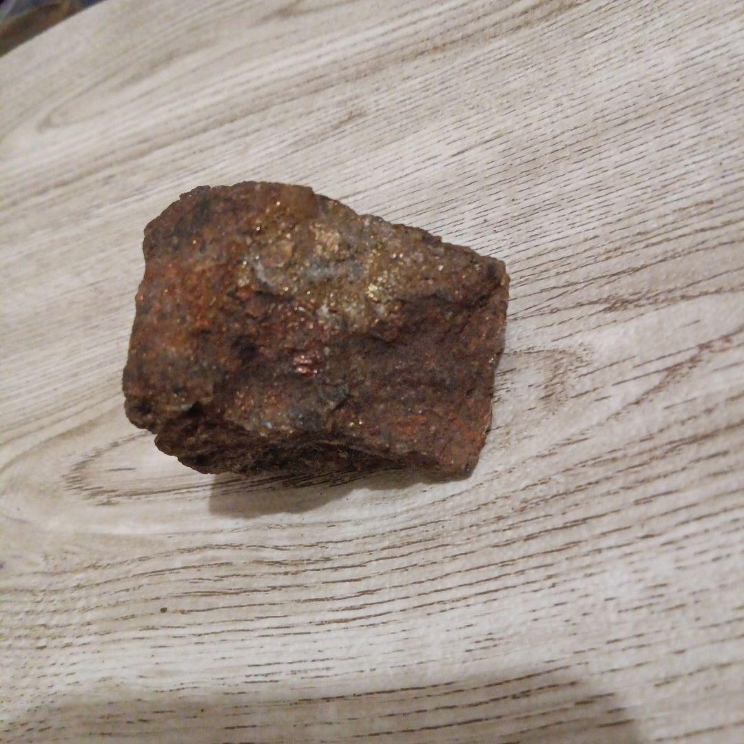 自然の鉱石 茶色 隕石？148㌘