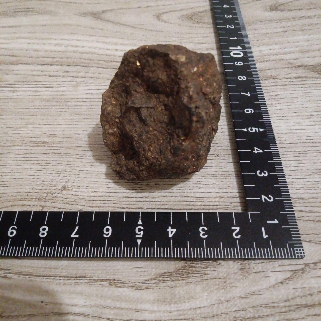 自然の鉱石 茶色 隕石？148㌘