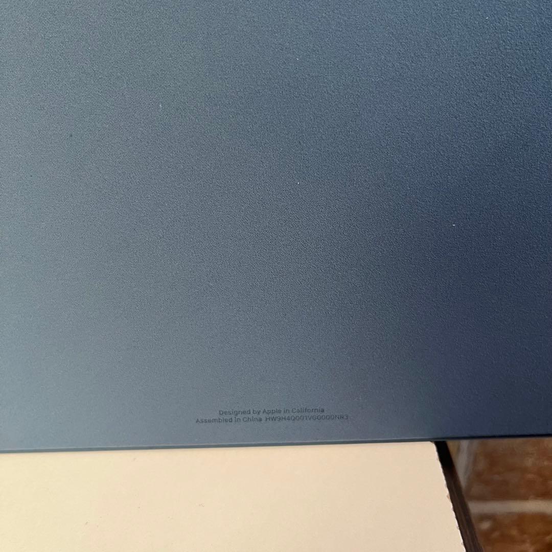 2024購入　13インチiPadPro用Smart Folio スマートフォリオ
