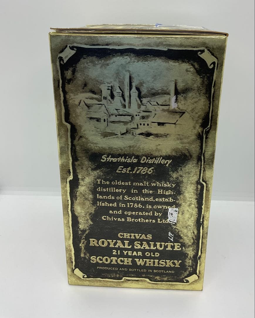 CHIVAS  SALUTE21年 スコッチウイスキー（箱・布袋付き）