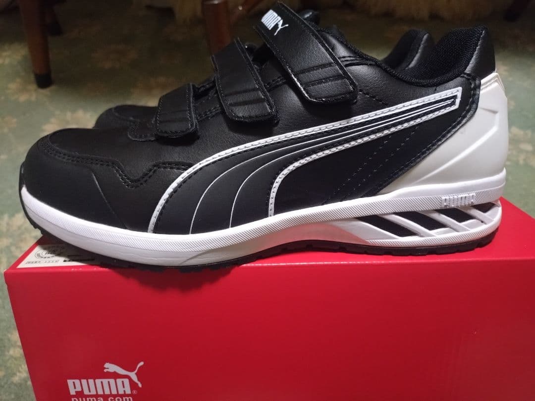 立*博様 安全靴　PUMA ライダー2.0 ブラック ロー 26.5