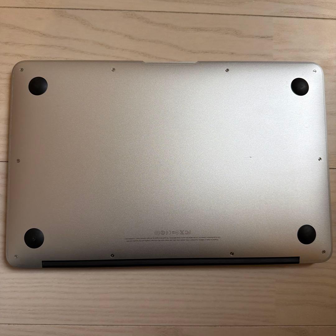 MacBook本体 macbook air 11inch