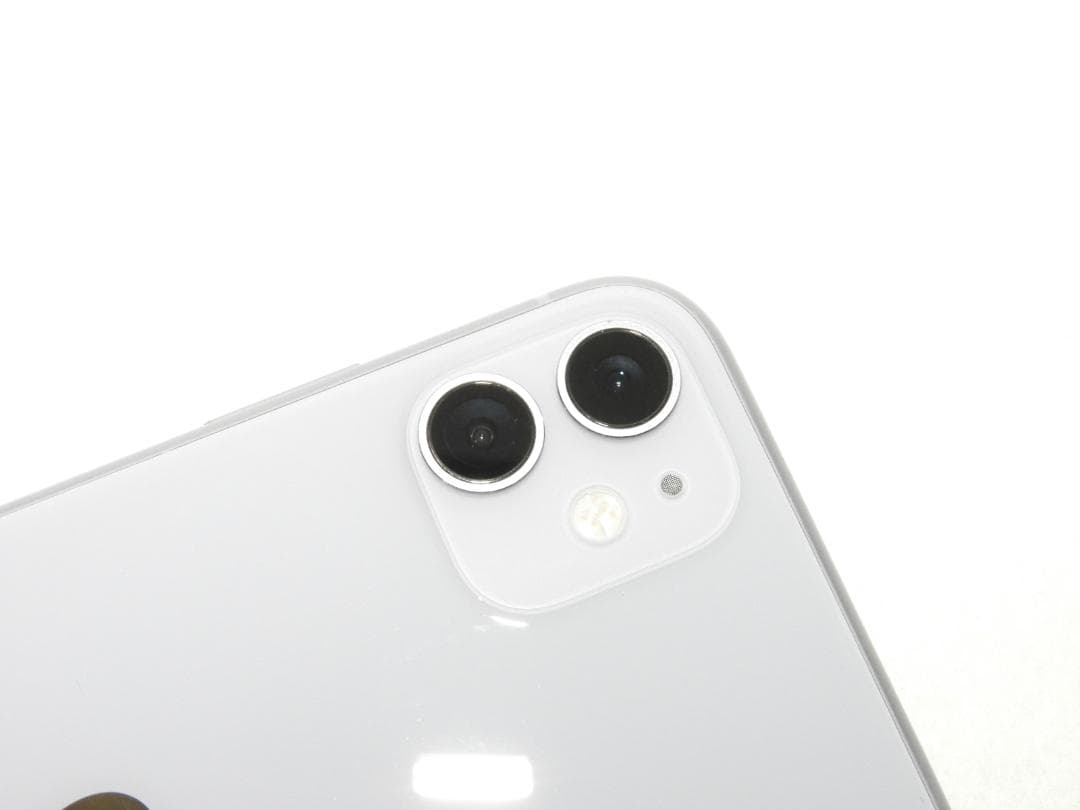 iPhone11 128GB A2221 MWM52J/A SIMフリー