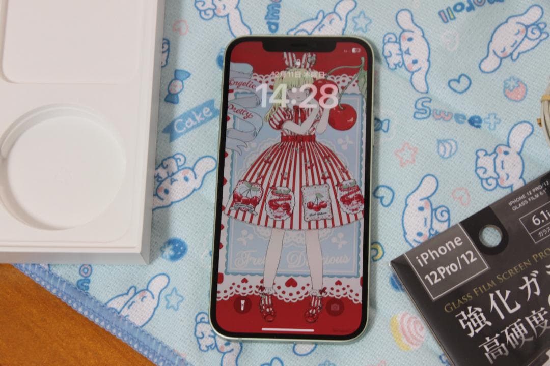 Apple iPhone 12 グリーン128gb★simロック無 アクセサリ付
