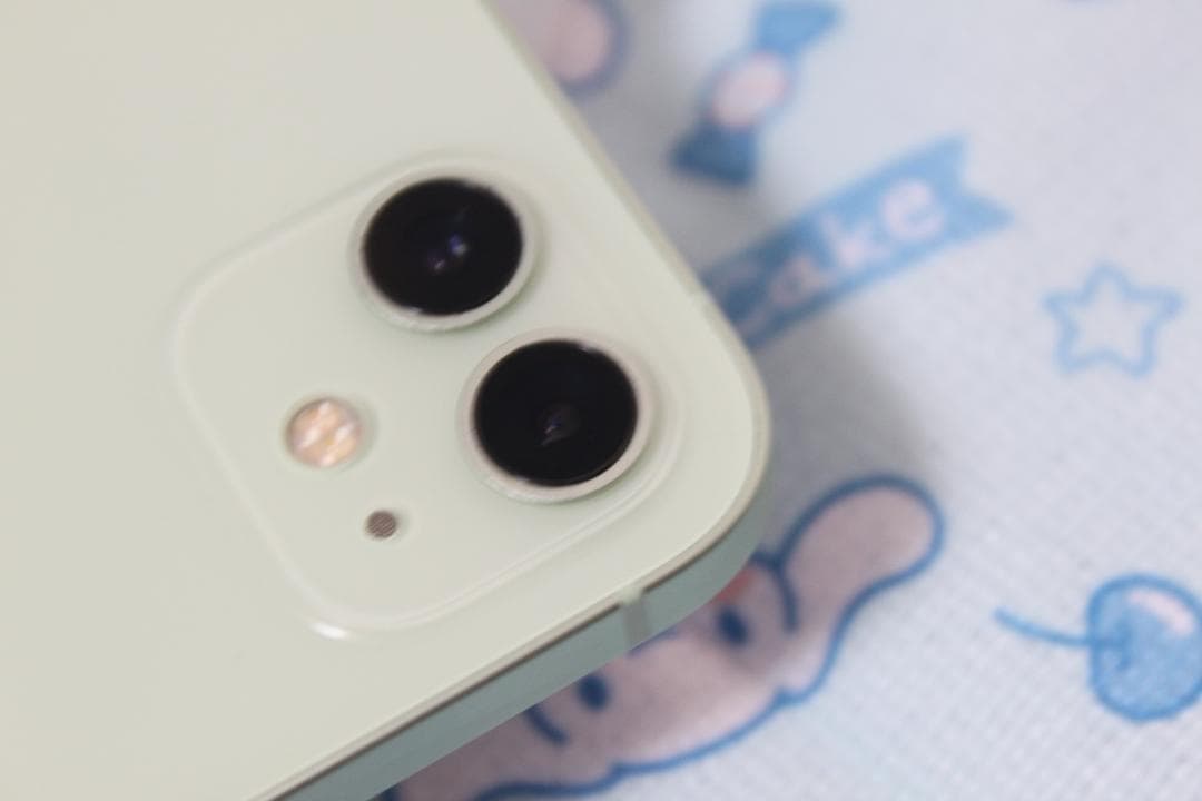 Apple iPhone 12 グリーン128gb★simロック無 アクセサリ付