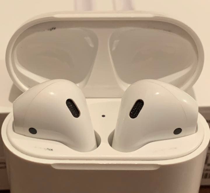 Apple AirPods アップル エアーポッズ MMEF2J/A 第1世代