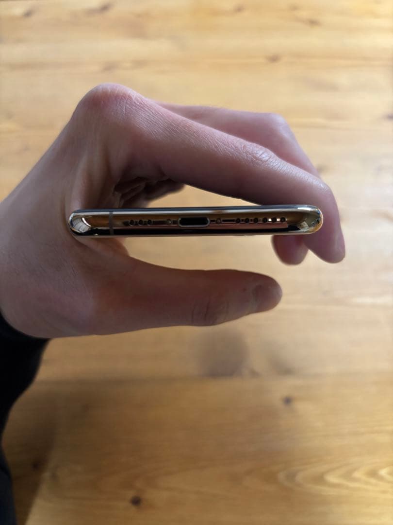 iPhone XS ゴールド　256gb SIMフリー　バッテリー98%