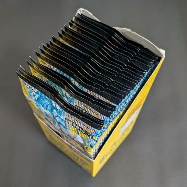 神の島の冒険 1BOX テープカット イオン購入品