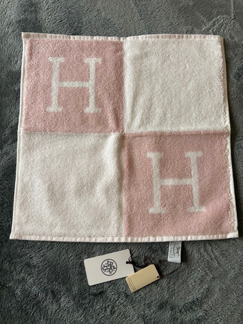 HERMES ハンドタオル　ピンク Hロゴ