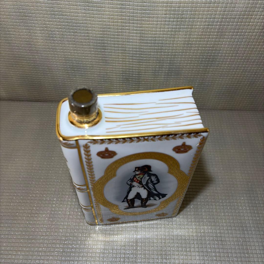 CAMUS COGNAC ブック ナポレオン　白×ゴールド22K GOLD⭐︎古酒