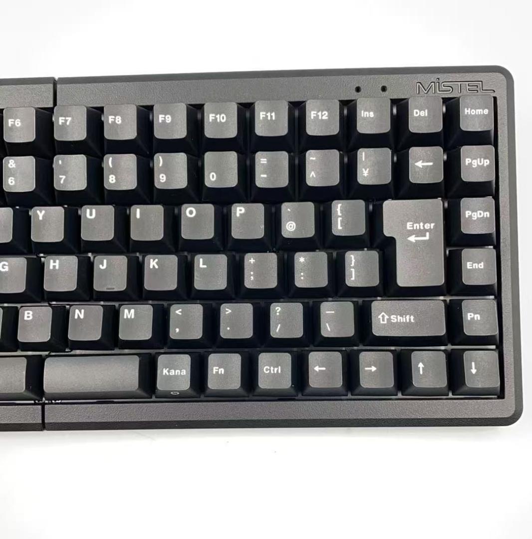 Mistel Barocco MD770RGB 分割型キーボード