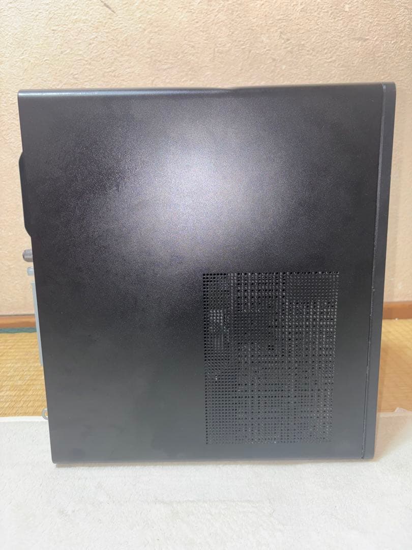 HP 285 Pro G8 Microtower PCキーボード、マウス付き