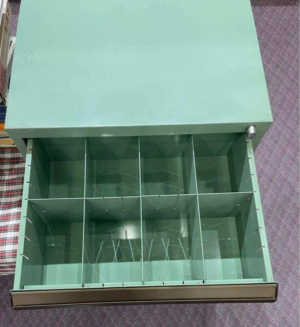 送料込☆昭和レトロ　引き出し　棚　インダストリアル