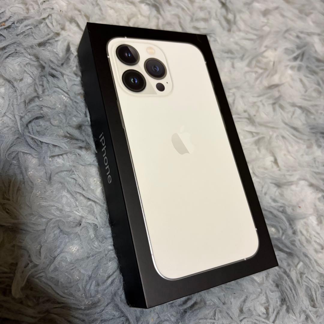 Apple iPhone 13 Pro シルバー 本体 箱あり