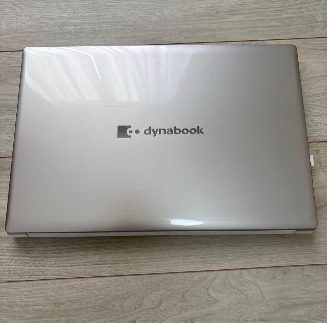 dynabook Core i7 IRIS Xe Graphicsノートパソコン
