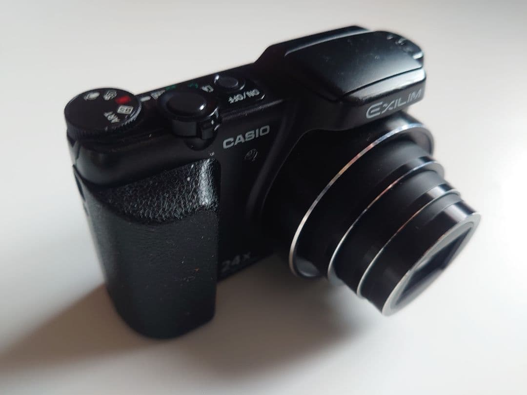 CASIO EXILIM EX-H50 ブラック コンパクトデジタルカメラ