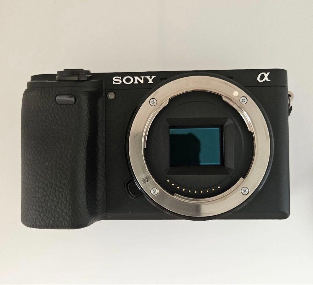 【美品】SONY α6400 + sony 18-135 レンズ