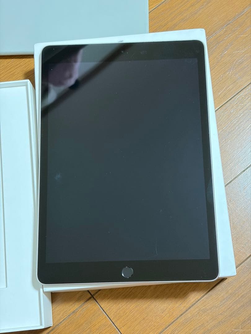 美品 iPad 第9世代 64GB wifi版 シルバー