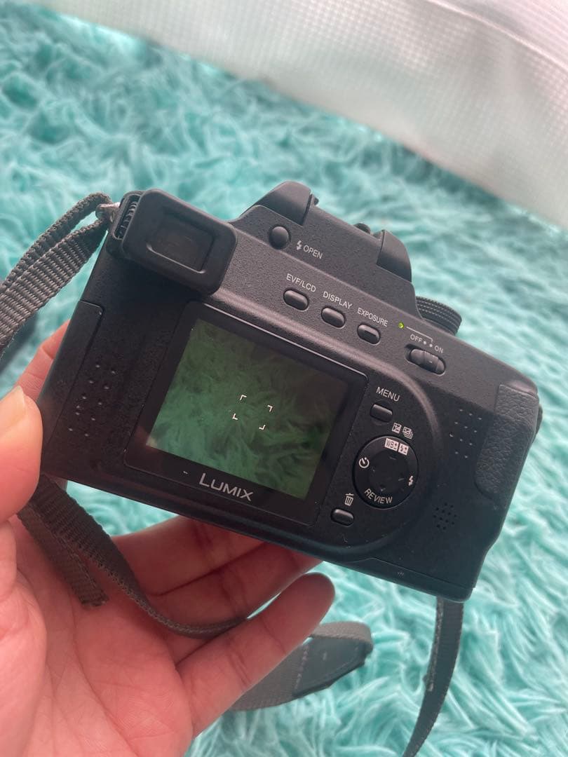 Panasonic DMC-FZ7 コンパクトデジタルカメラ