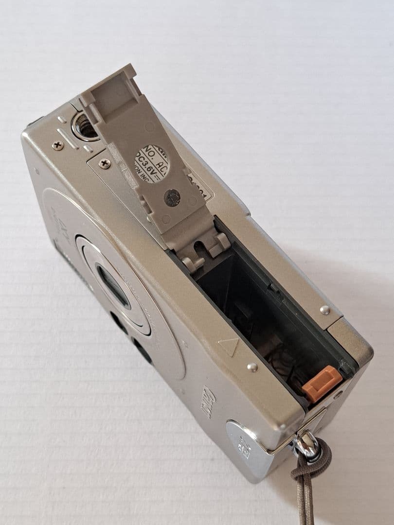 《動作確認済み》【初代】CANON IXY デジタルカメラ PC1001
