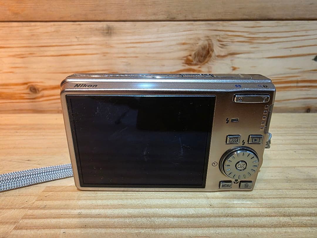 デジタルカメラ Nikon COOLPIX S600