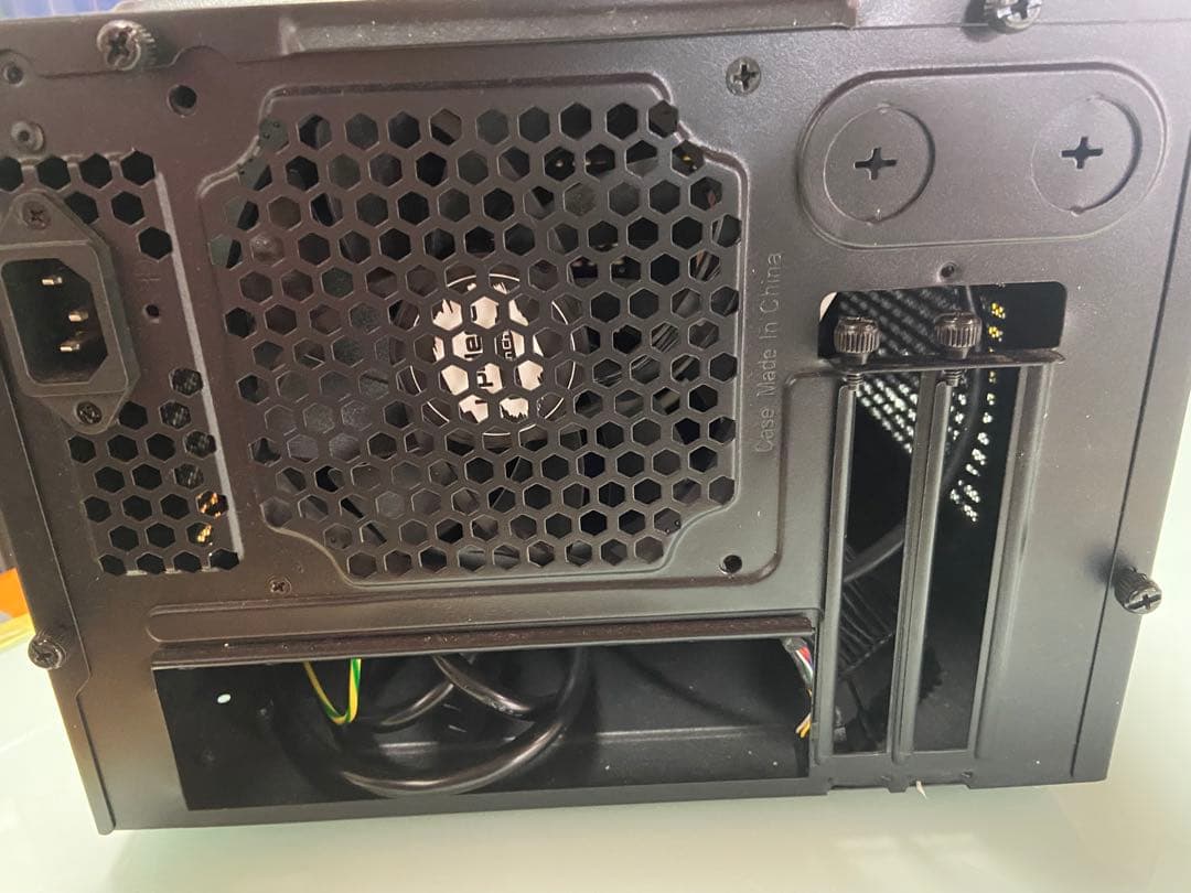 PCケース SF450インストール済み　ブラック 金属製
