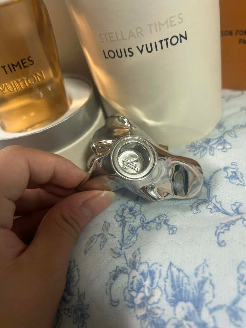 LOUIS VUITTON STELLAR TIMES 香水 残量多め付属品あり
