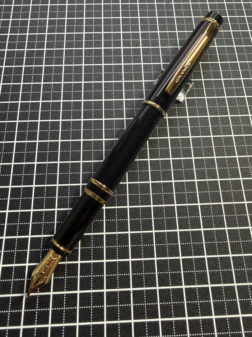 PILOT GRANCE BLACK 万年筆　字幅M