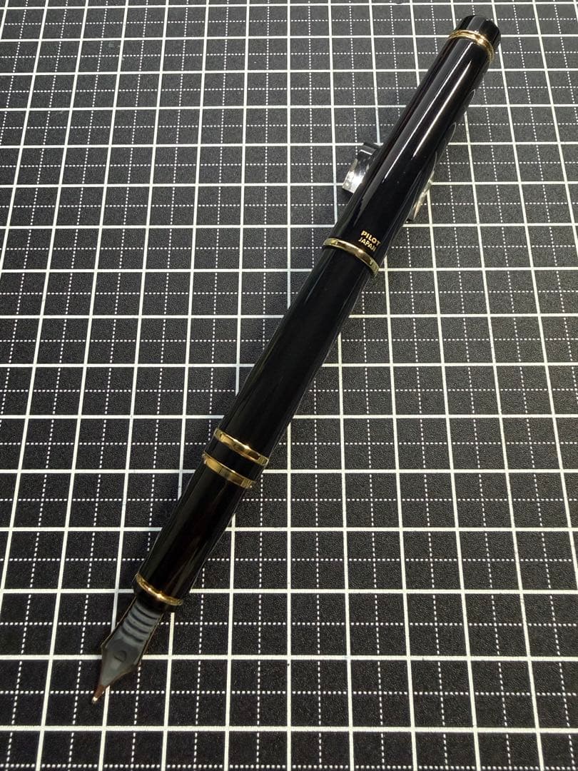 PILOT GRANCE BLACK 万年筆　字幅M
