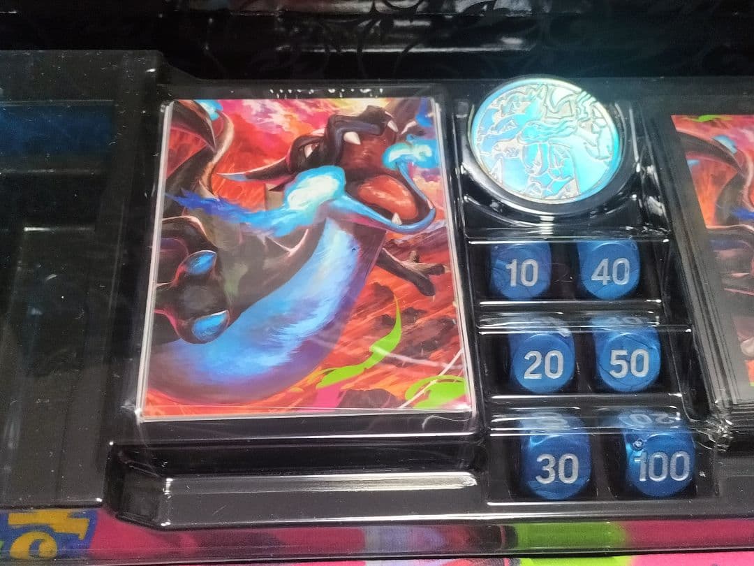 海外 メガリザードンX ウルトラプレミアムコレクション スリーブ プレイマット