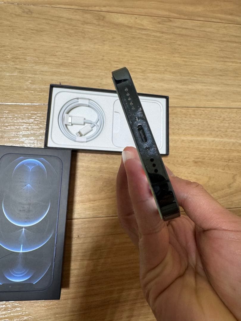 ❤️美品❤️ iPhone 12 pro 256GB バッテリー95%