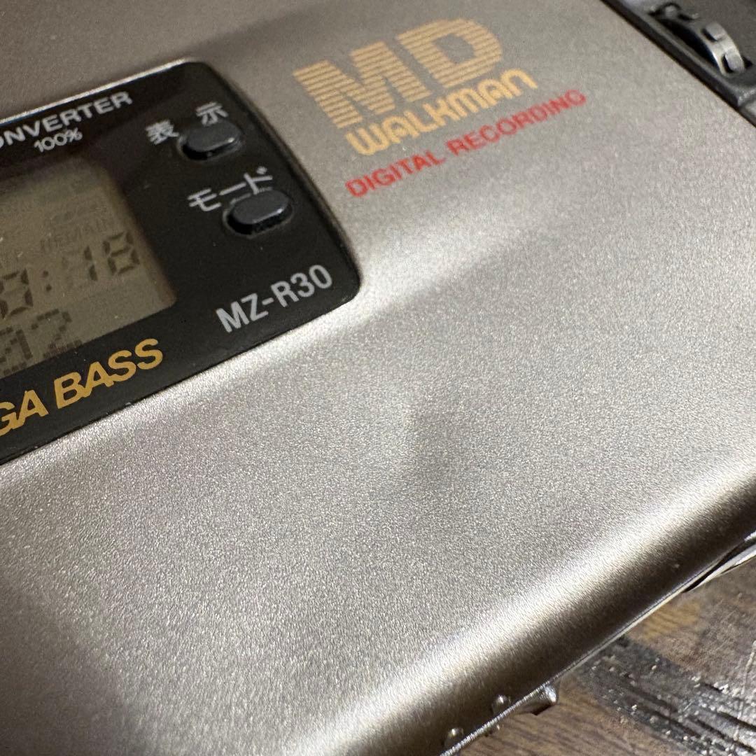 SONY MDウォークマン MZ-R30 プレーヤー　レコーダー
