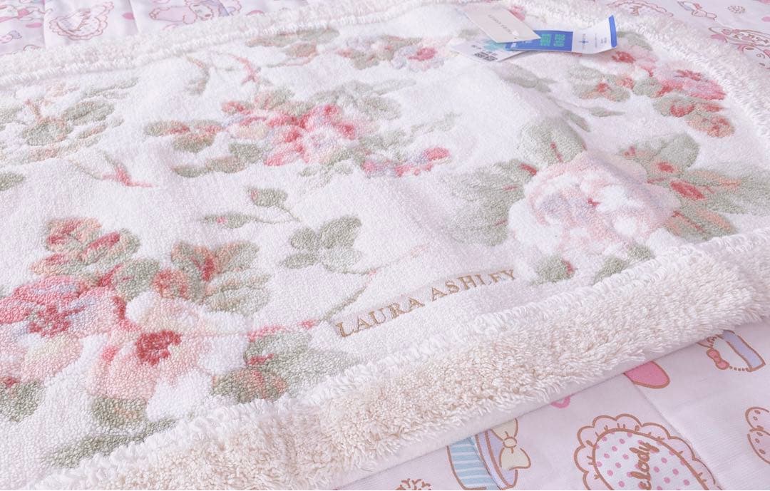 【新品未使用】ローラアシュレイ♡マット♡