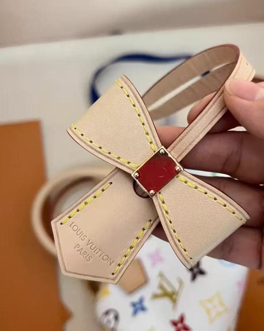 Louis ☆Vuitton ハンドバッグ ホワイト/マルチカラー