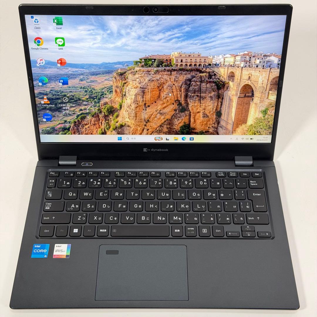 57.G83/HU 超軽量 i5-11世代 16G512G Office2024